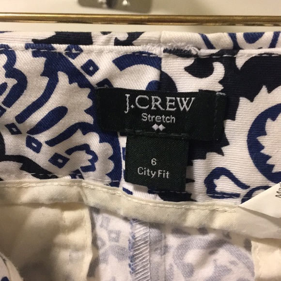 Capris - Picture 3 of 4